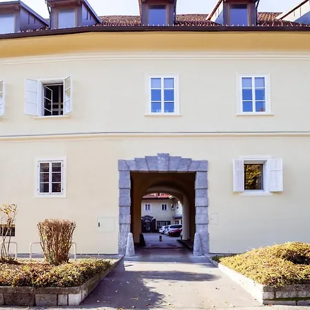 Apartment Living Vegova-with Parking