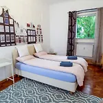 Living Vegova-with Parking 아파트 류블랴나
